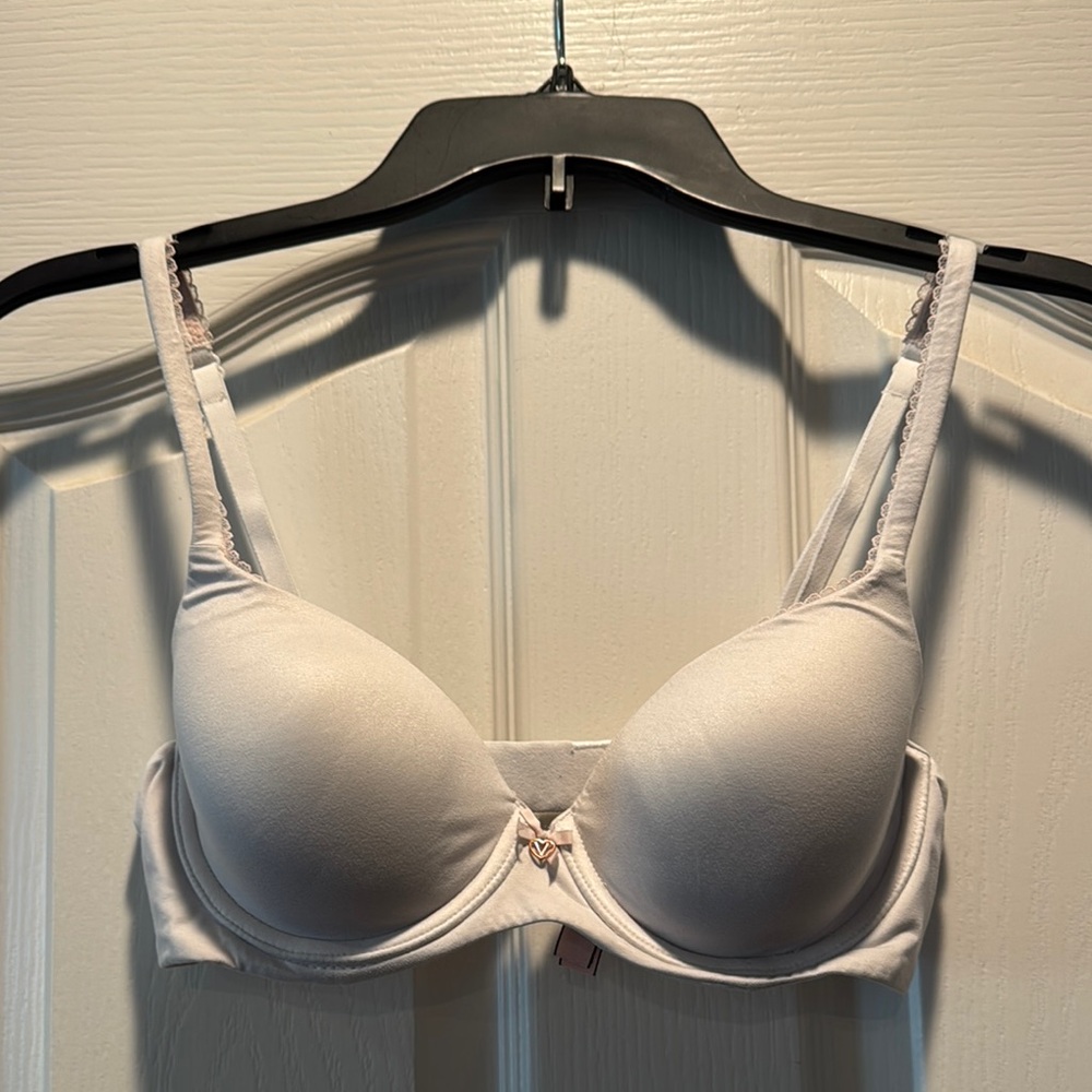 Victoria's Secret White Bra with Adjustable Straps